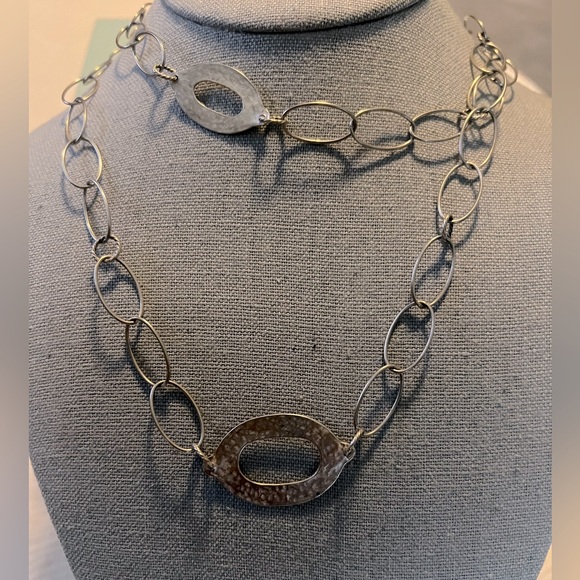 Retired SILPADA Sterling Silver Hammered Oval Link Necklace - Picture 7 of 8